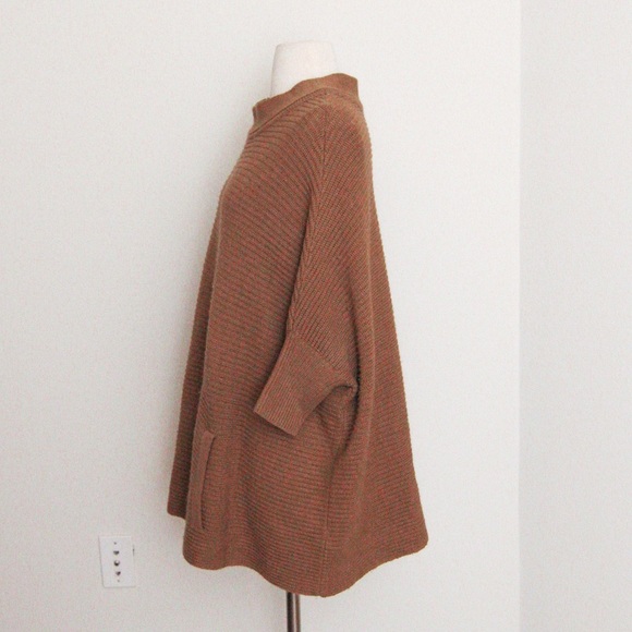 H&M Oversized Sweater - Picture 1 of 15